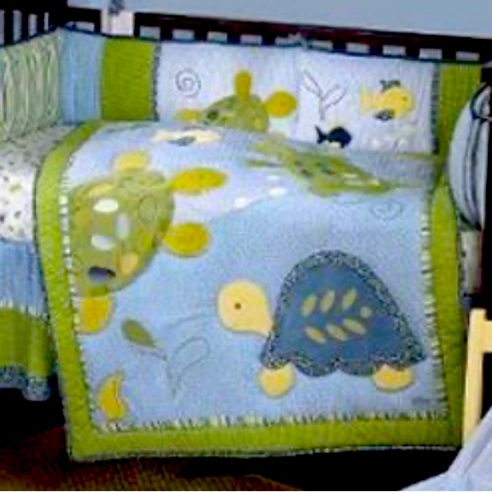 Cocalo Brand Baby Bed Crib Nursery Comforter Quilt Sea Turtles Ocean Reef Fish